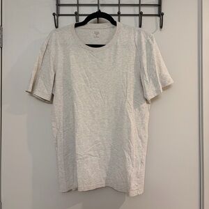 Uniqlo Men’s Light Gray Beige Cream Short Sleeve Tee